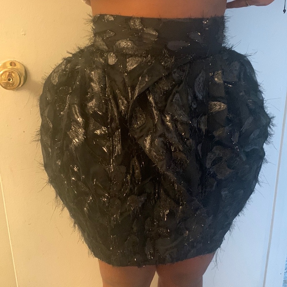 H&M black skirt size 8